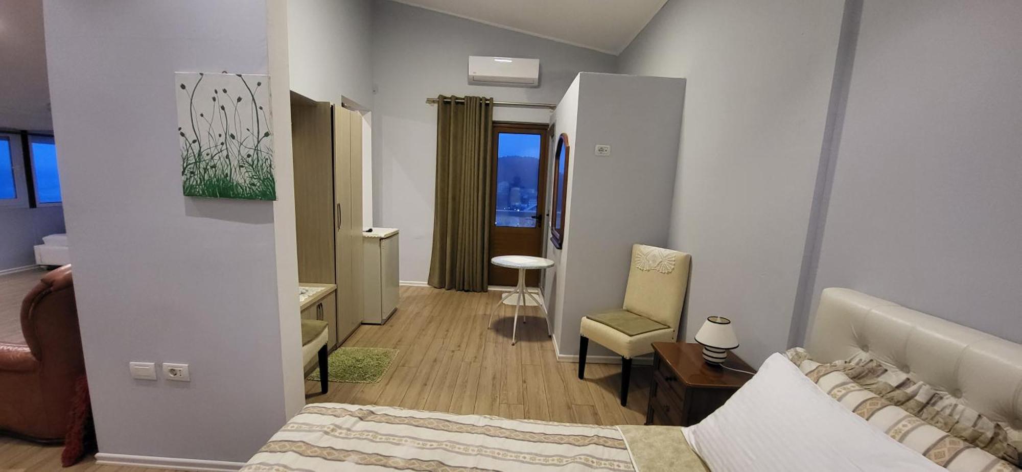 Jon Rooms Himarë Exteriér fotografie